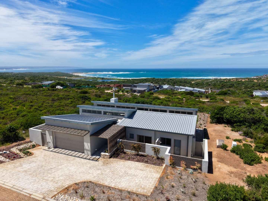 3 Bedroom Property for Sale in Stilbaai Wes Western Cape
